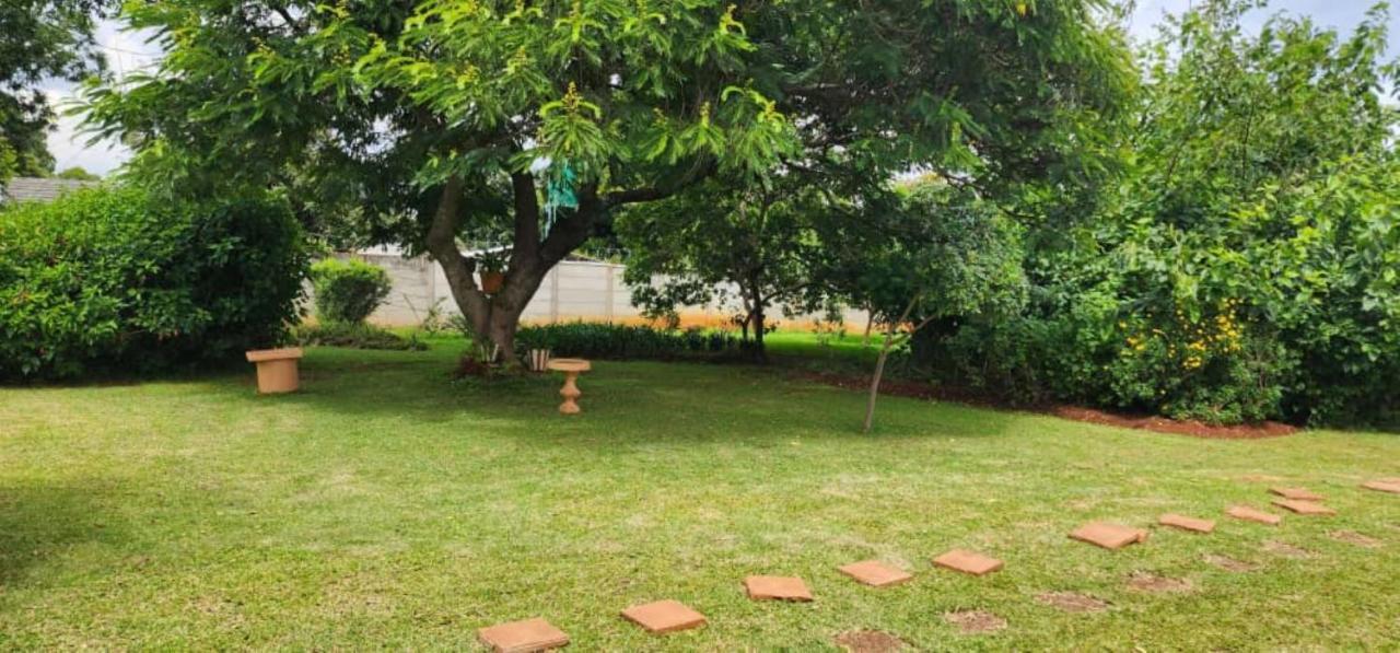 Lovely 3 Bed In Mount Pleasant - 2153 Harare Exterior foto